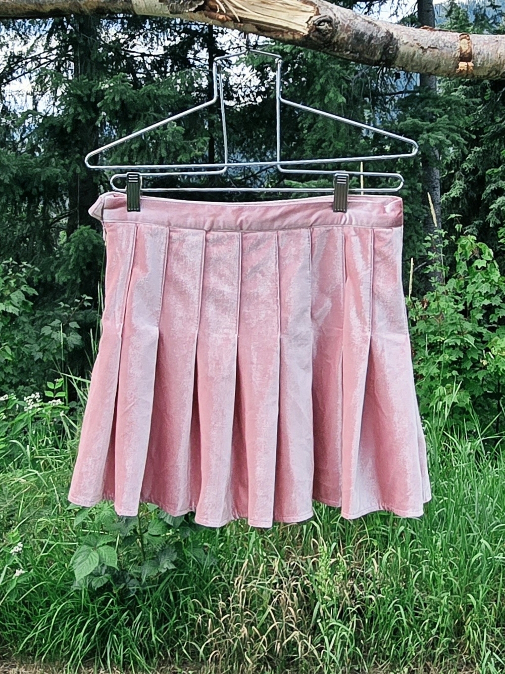 Forever 21 Pink Pleated Velvet Mini Tennis Skort